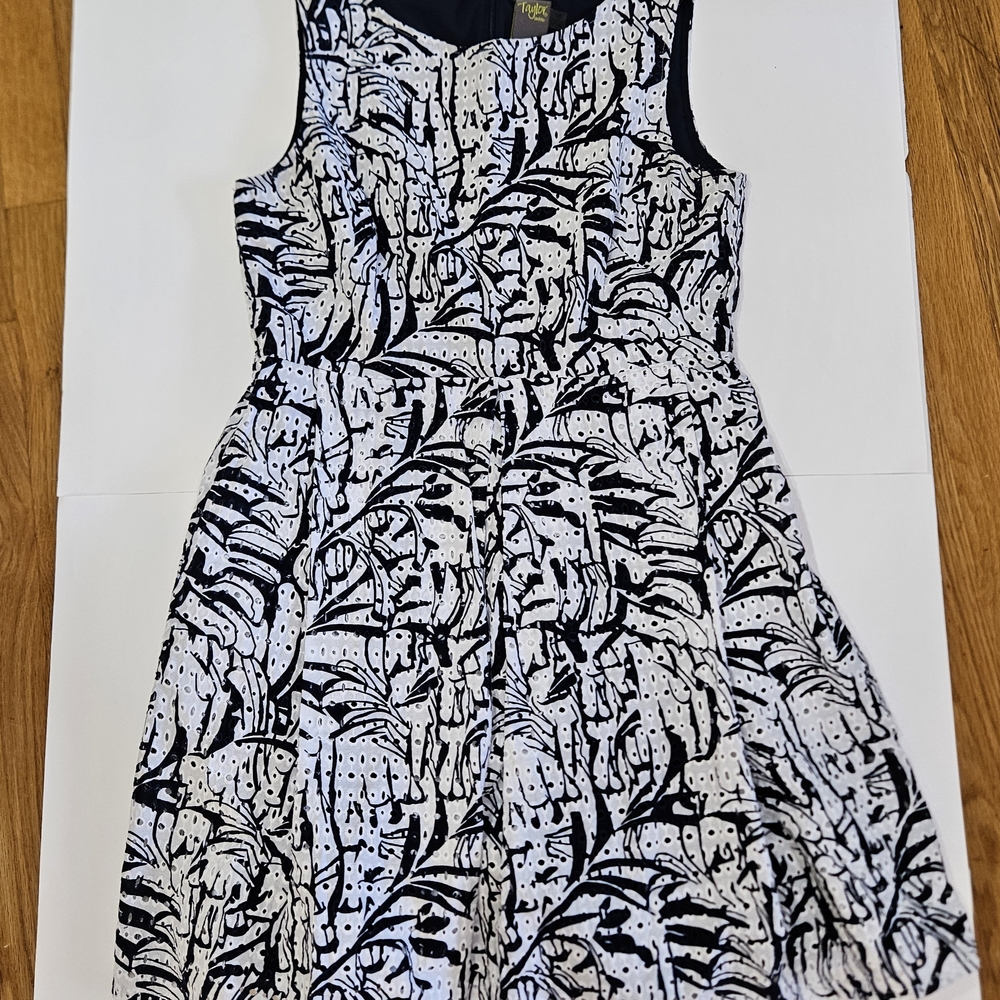 Taylor Navy and White Patterned Dress